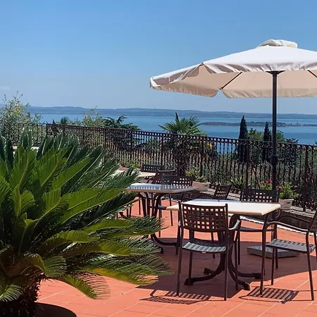 Lägenhetshotell San Rocco Relais 3*