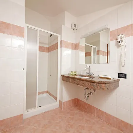 San Rocco Relais 3* Soiano Del Lago