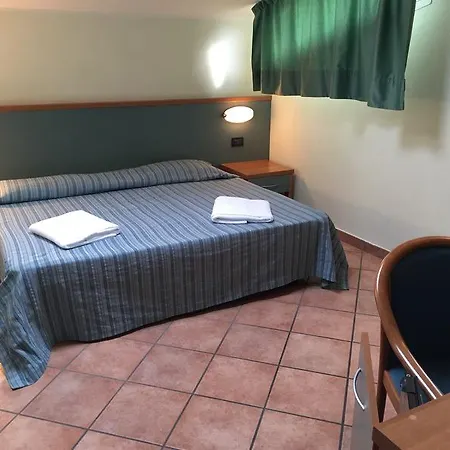 Apart Otel San Rocco Relais Soiano Del Lago