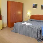 アパートホテル San Rocco Relais ソイアーノ・デル・ラーゴ